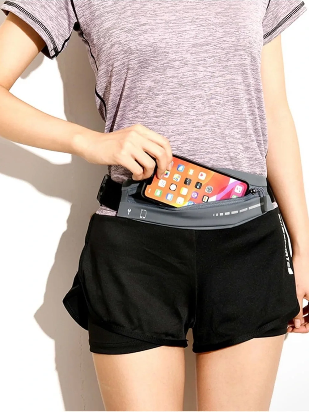 NWOT Ultralight Running Belt – Water-Resistant Waist Pack (Gray)